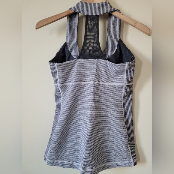 Lululemon Throwback Scoop Neck Tank Top sz 8 Grey Black and White stripes - Picture 2 of 8